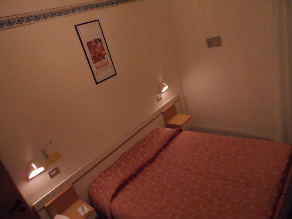 רימיני Hotel La Dolce Vita מראה חיצוני תמונה
